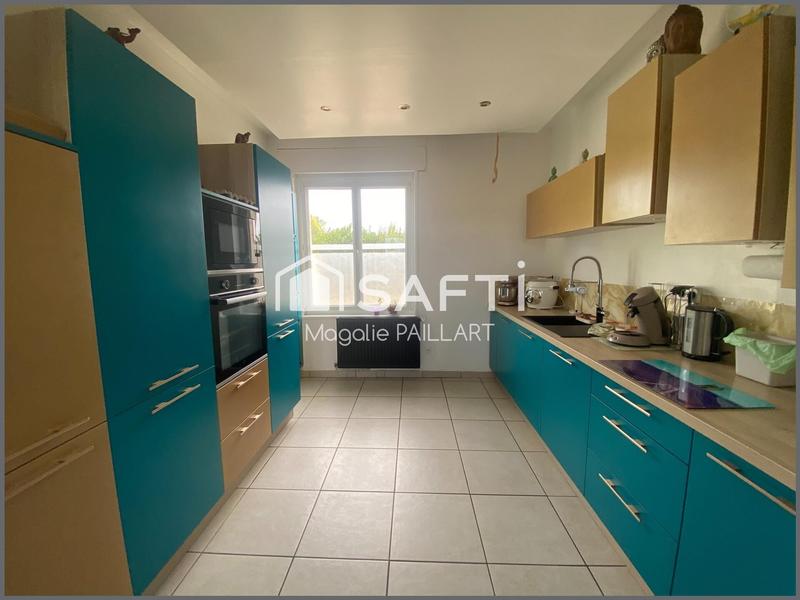 Maison - 166 m² - 10 pièces