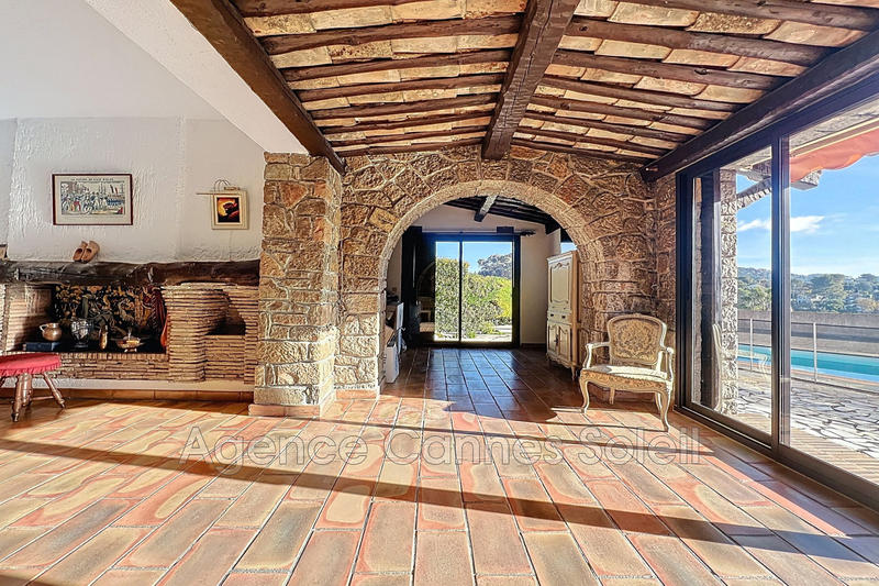 Maison - 290 m² - 10 pièces