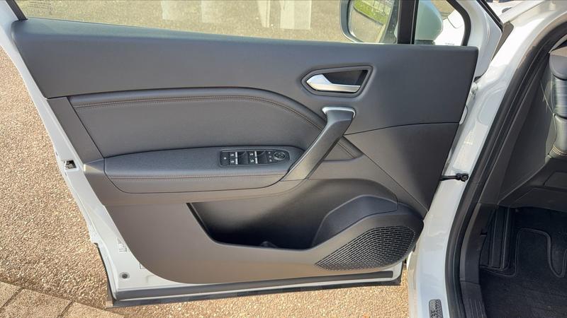 Renault Captur II 1.6 E-Tech 140 Edc Initiale Paris