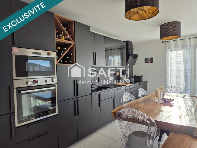 Appartement - 77 m² - 3 pièces