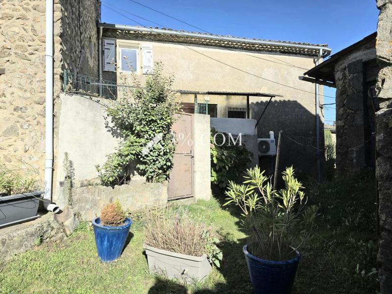 Maison - 96 m² - 5 pièces