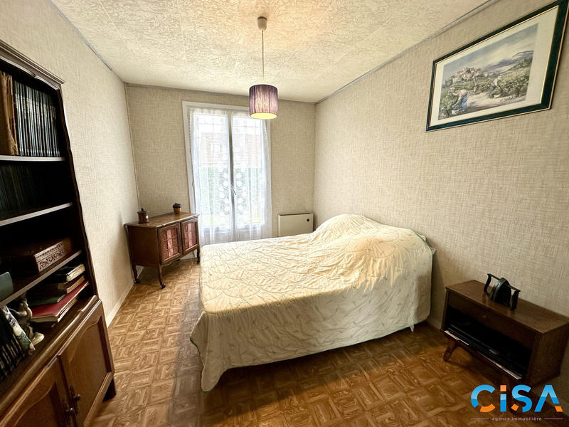 Maison - 92 m² - 5 pièces