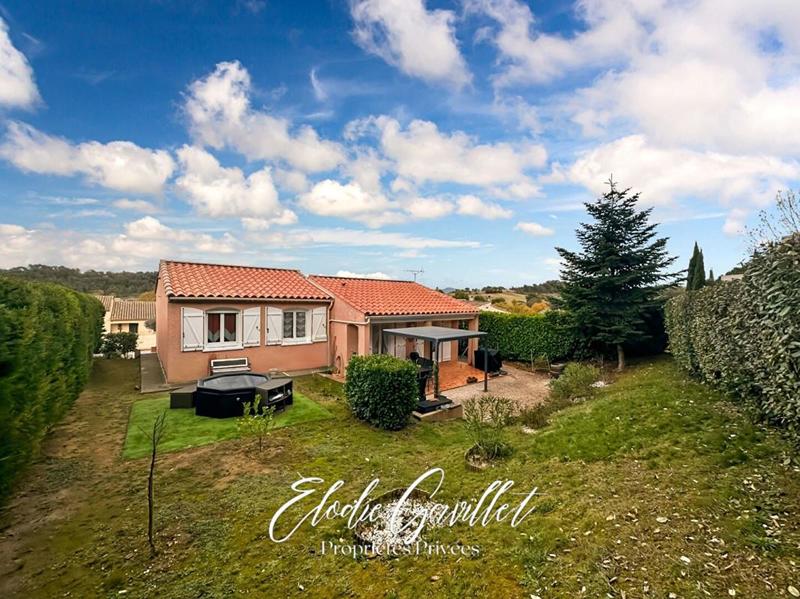 Maison - 95 m² - 5 pièces