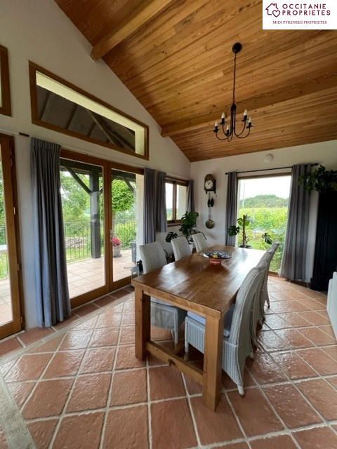 Maison - 173 m² - 7 pièces