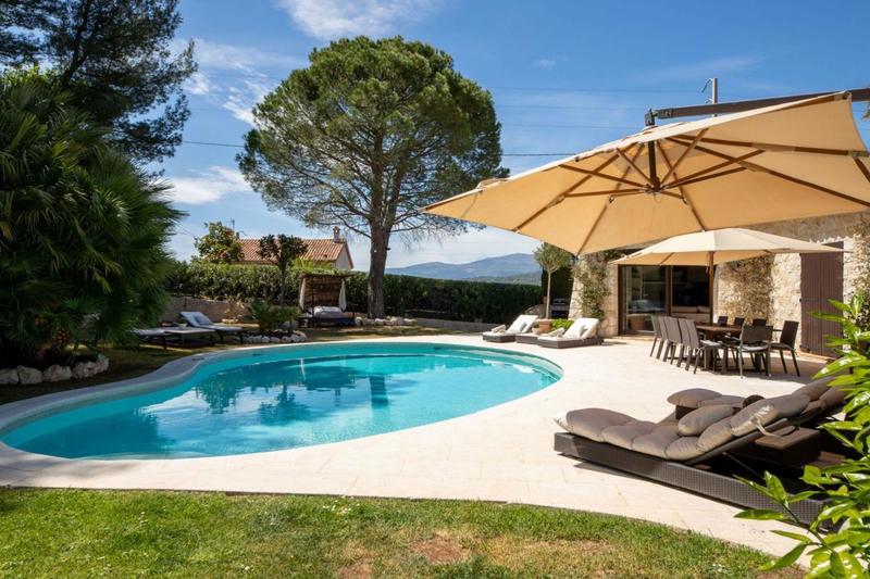 Villa - 490 m² - 7 pièces