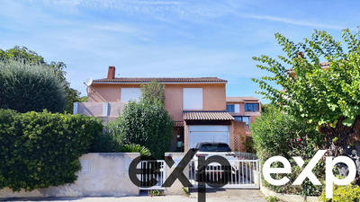 Maison - 97 m² - 5 pièces