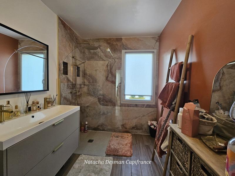 Maison - 94 m² - 4 pièces