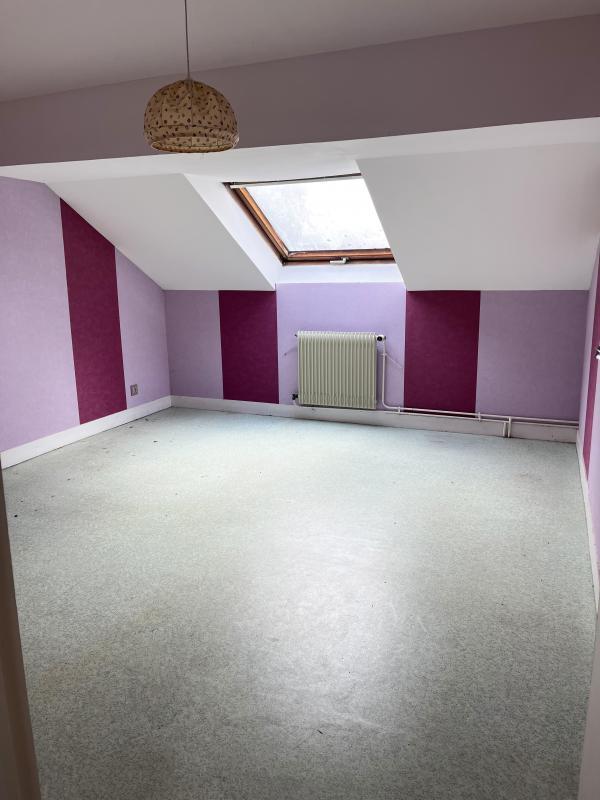 Maison - 98 m² - 5 pièces