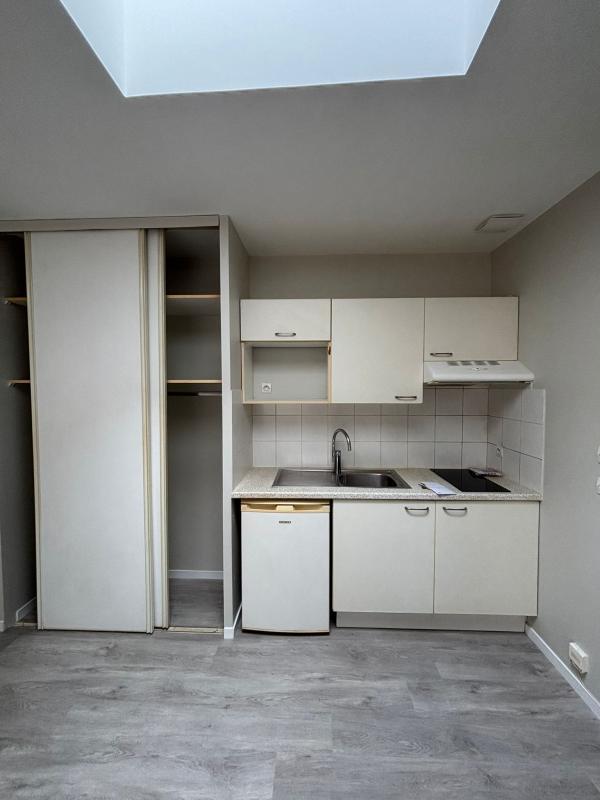 Studio - 28 m² - 1 pièce