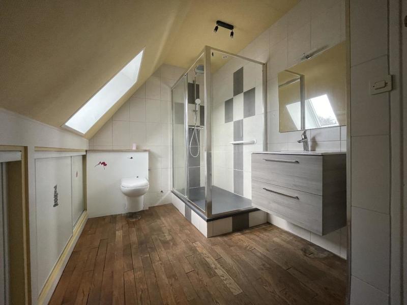 Maison de bourg - 122 m² - 8 pièces