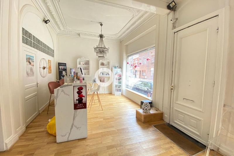 Immeuble - 180 m² - 10 pièces