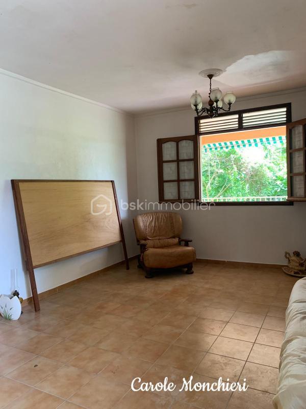 Maison - 193 m² - 8 pièces