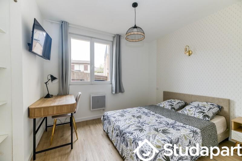 Chambre - 11 m² - 1 pièce