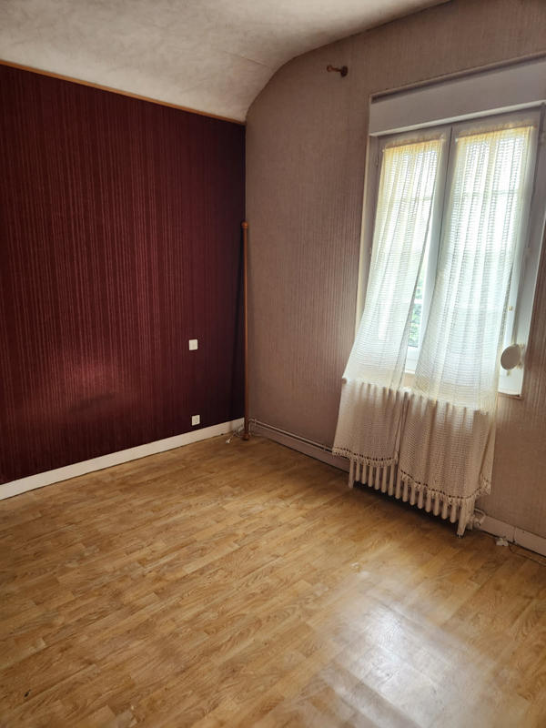 Maison - 74 m² - 5 pièces