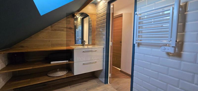 Maison ancienne - 180 m² - 6 pièces