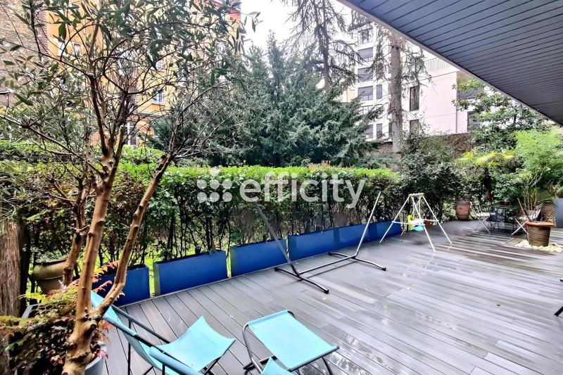 Appartement - 80 m² - 4 pièces