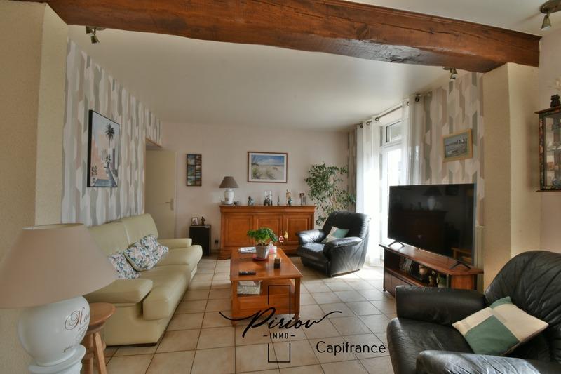 Propriété - 129 m² - 8 pièces