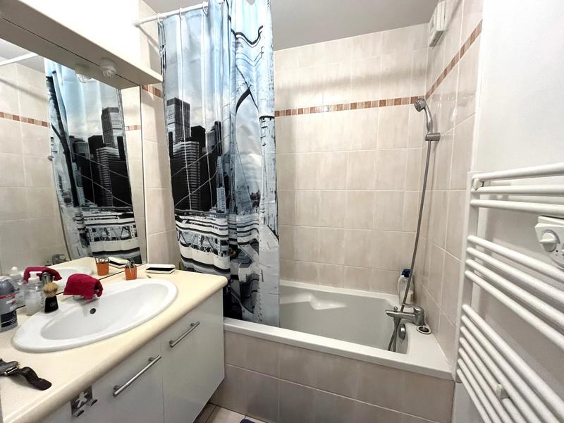 Appartement - 49 m² - 2 pièces