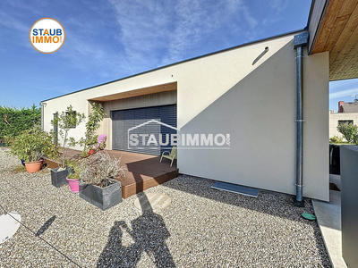 Maison - 195 m² - 7 pièces