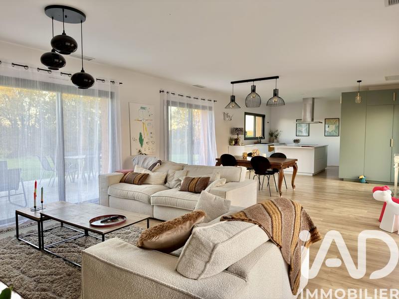 Maison - 124 m² - 5 pièces