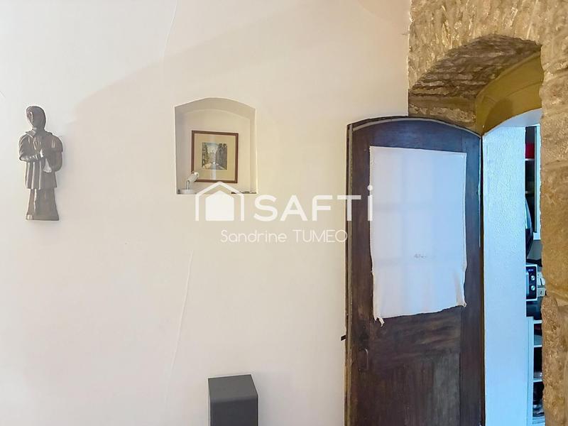 Maison - 334 m² - 11 pièces