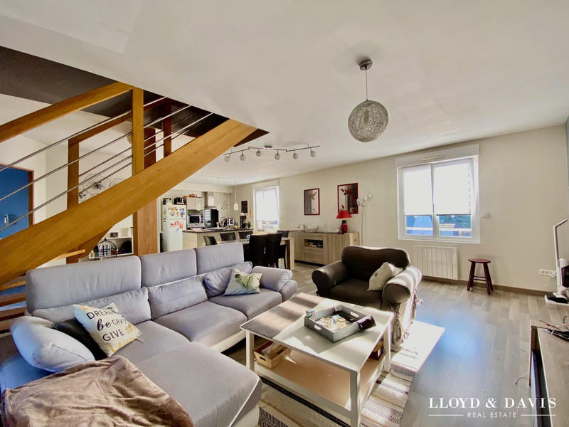 Maison ancienne - 210 m² - 7 pièces