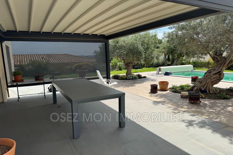 Villa - 190 m² - 6 pièces