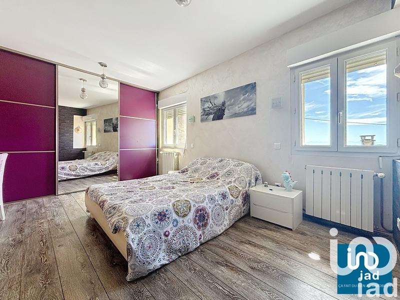 Maison - 176 m² - 8 pièces