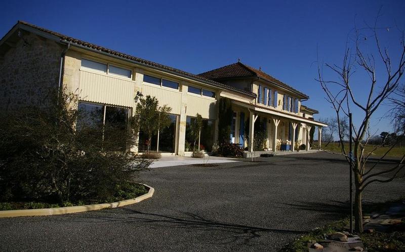 Studio - 45 m² - 1 pièce