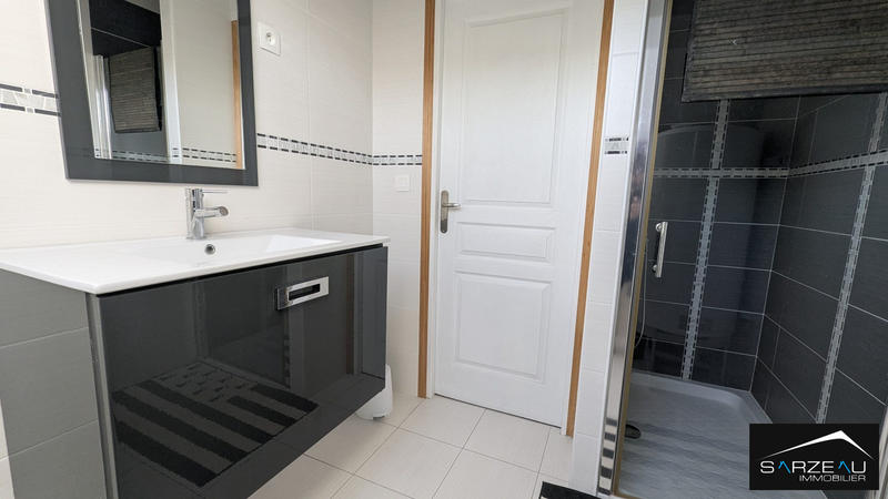 Maison - 188 m² - 10 pièces