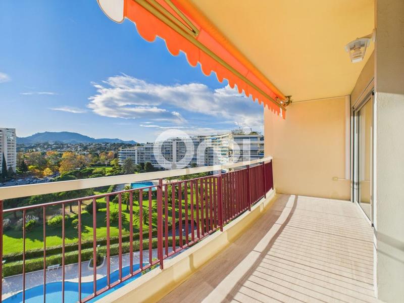 Appartement - 98 m² - 4 pièces