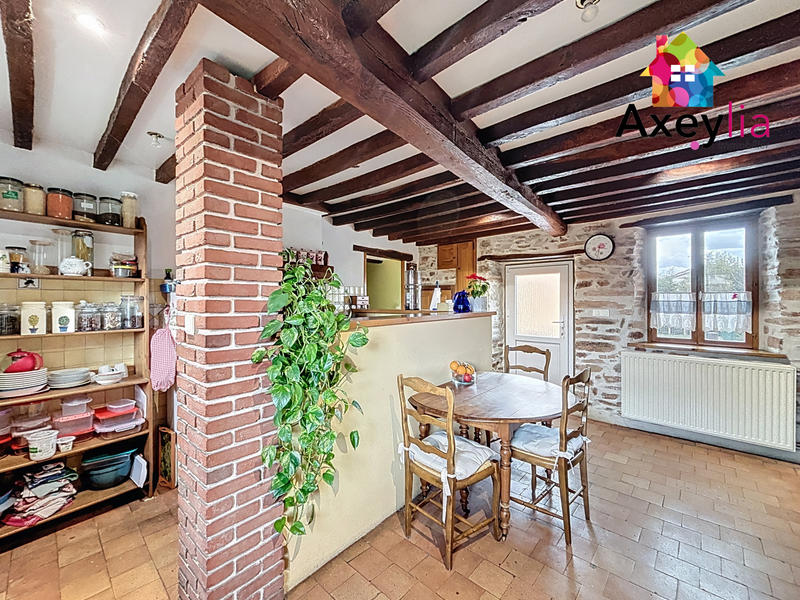 Maison - 208 m² - 6 pièces