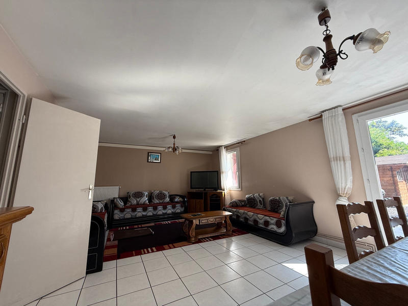 Maison - 100 m² - 6 pièces