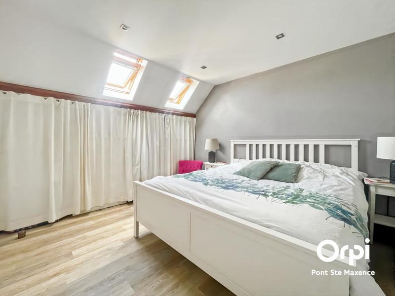 Maison - 107 m² - 6 pièces