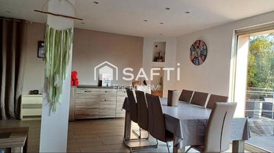 Maison - 137 m² - 5 pièces