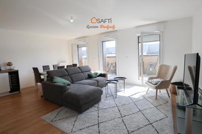 Appartement - 104 m² - 5 pièces