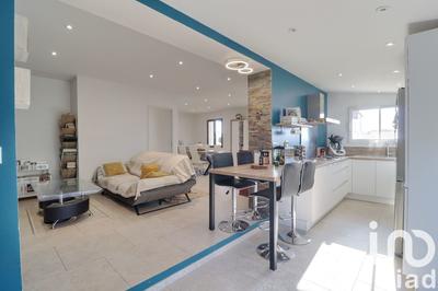 Maison - 136 m² - 4 pièces