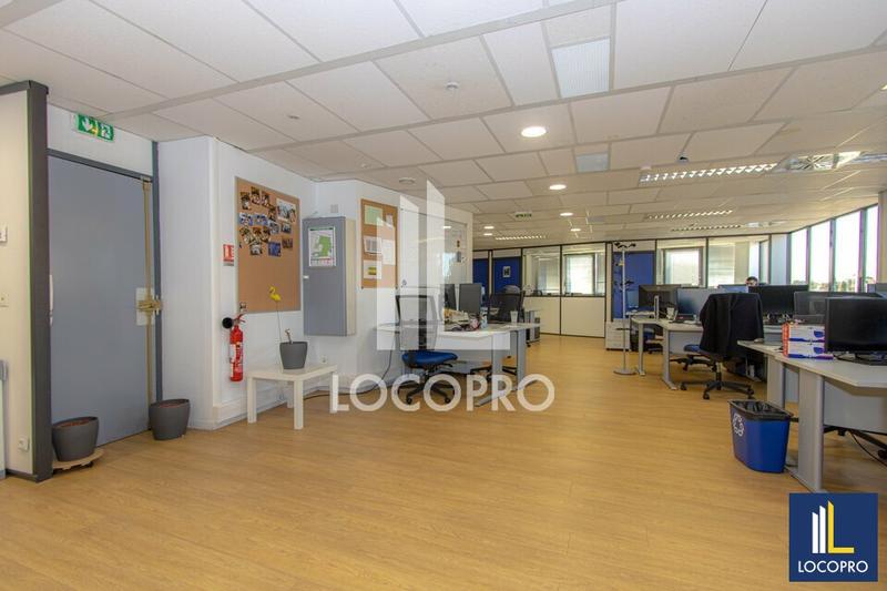 Bureau - 408 m²