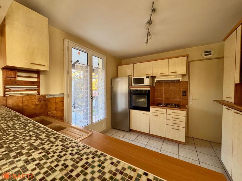 Maison - 94 m² - 4 pièces