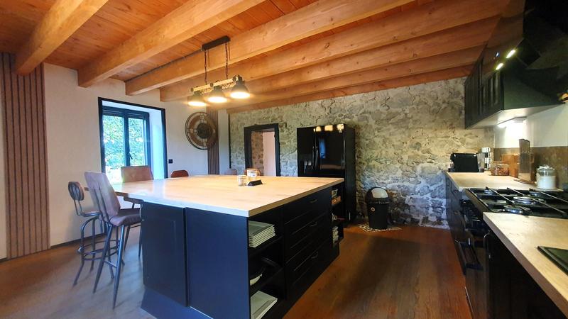 Maison - 192 m² - 6 pièces