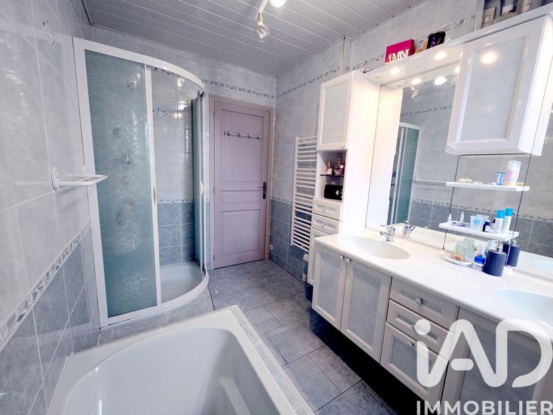 Maison - 115 m² - 6 pièces