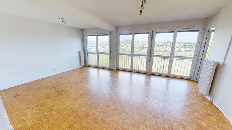Appartement - 83 m² - 4 pièces