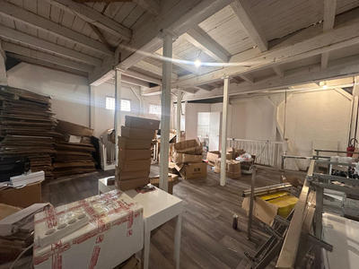 Local commercial - 408 m²