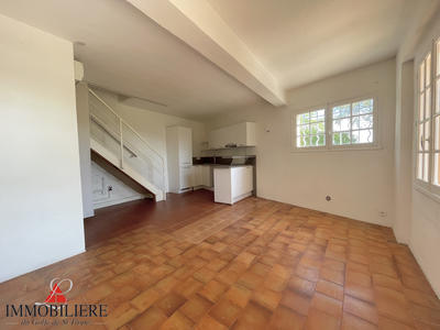 Maison - 88 m² - 3 pièces