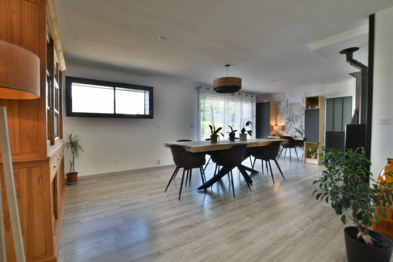 Maison - 123 m² - 5 pièces