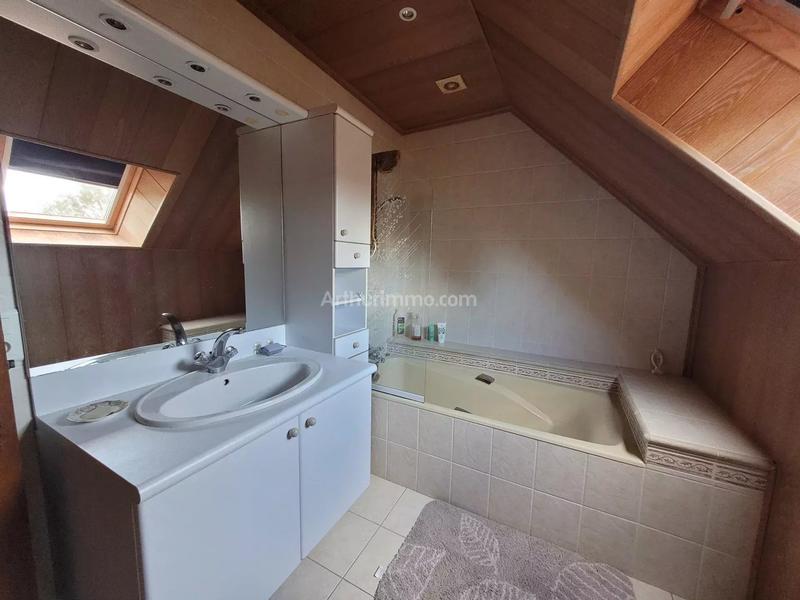 Maison - 180 m² - 7 pièces