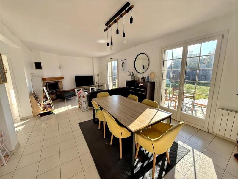 Maison - 105 m² - 5 pièces