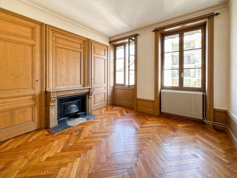 Appartement - 72 m² - 3 pièces