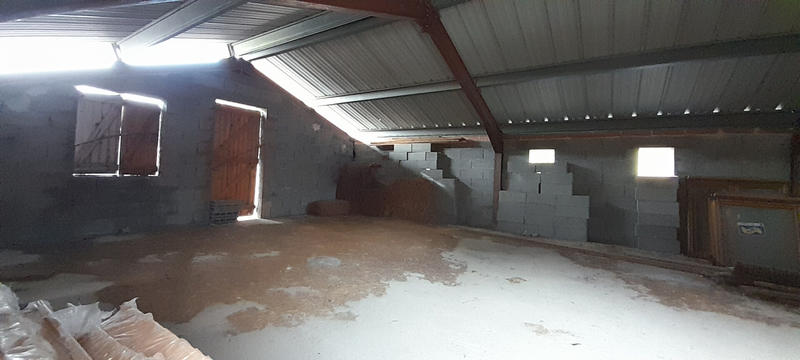 Entrepôt - 160 m² - 2 pièces