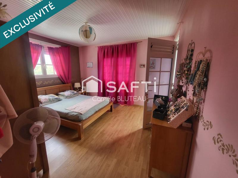 Maison - 200 m² - 8 pièces